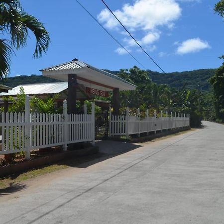 Rising Sun Guesthouse La Digue Exteriör bild